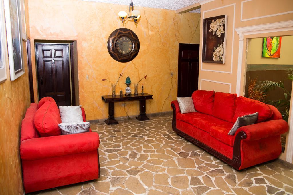Hotel Casa Maria San Pedro Sula Dış mekan fotoğraf